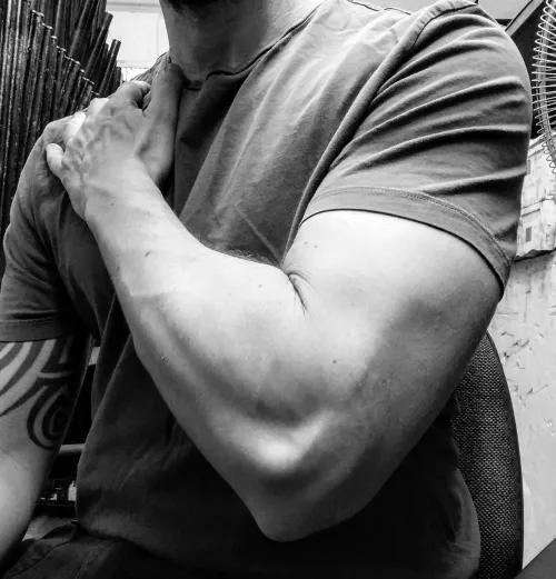 (42) come here, i'll hold you