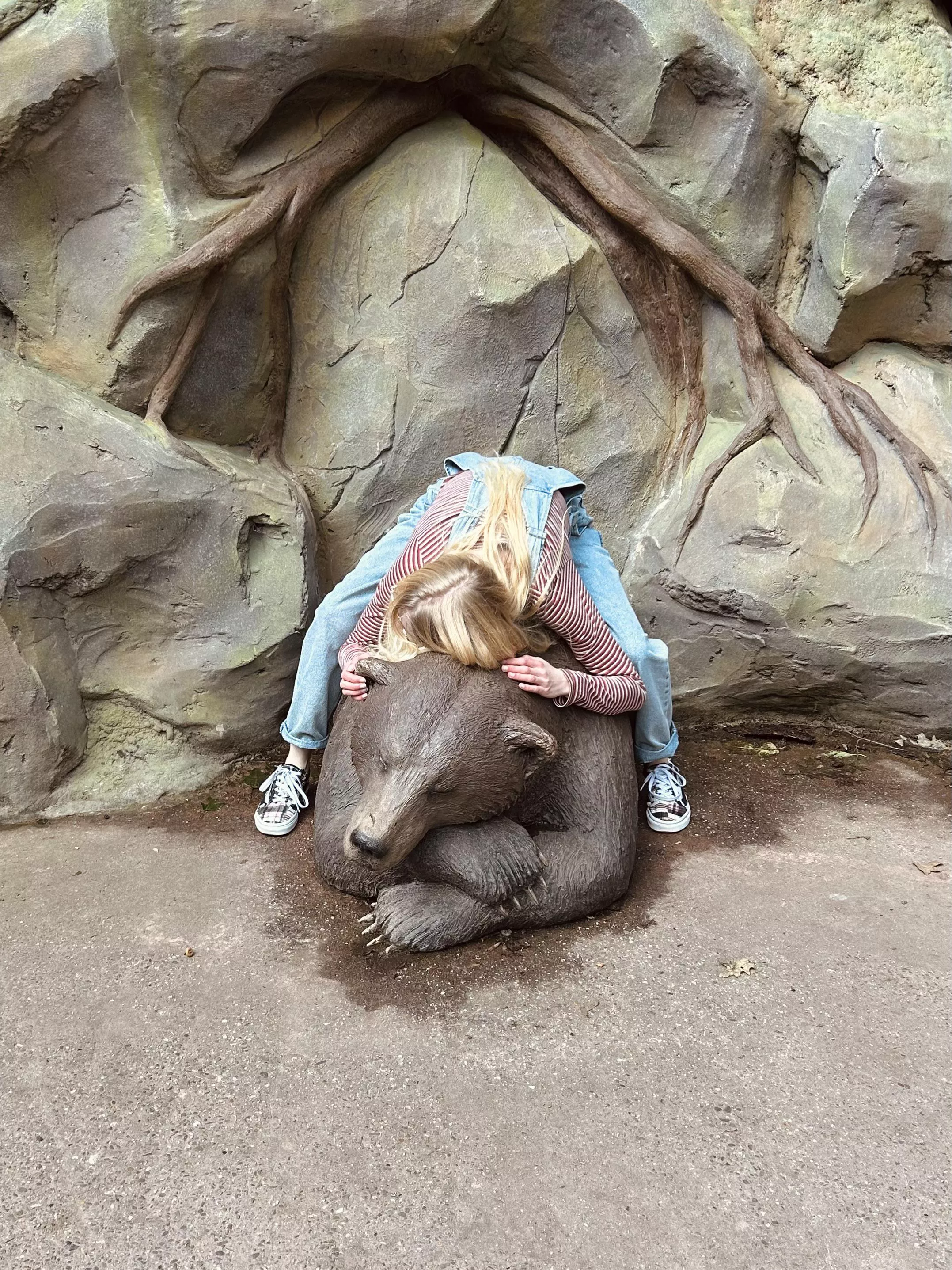 Daddy took me to the zoo!