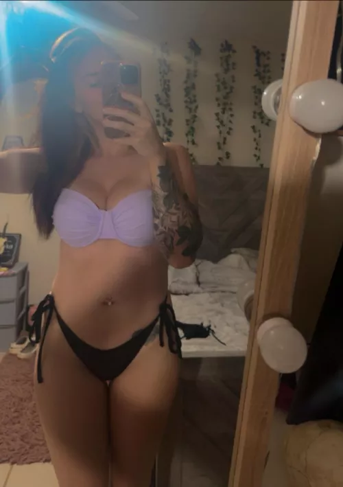 Do you like my mix matched bikini? 