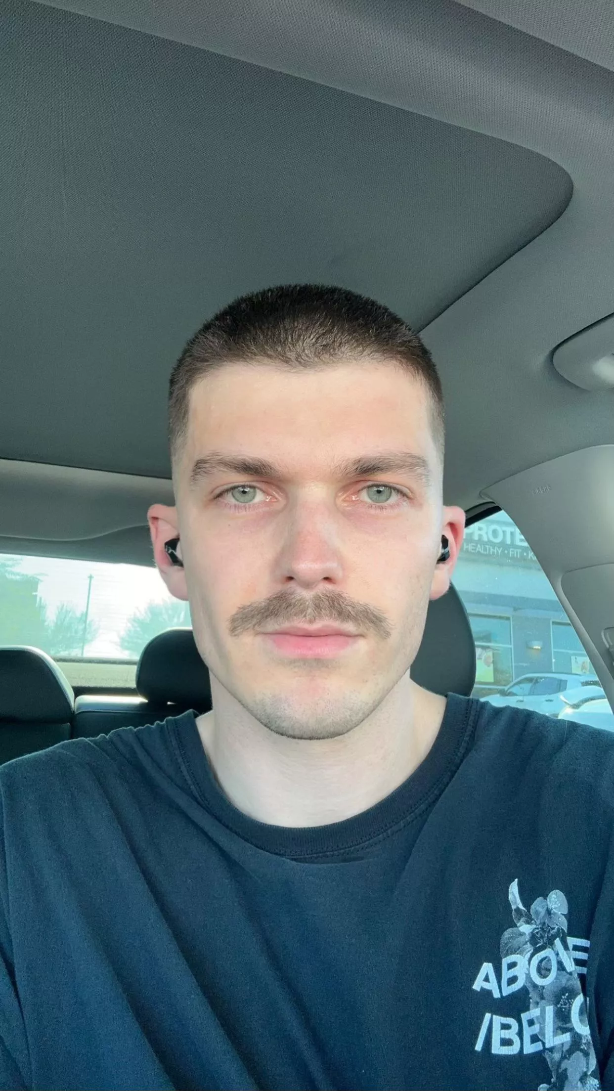 Gay bros in the desert don’t use saunas after the gym, we just use our cars