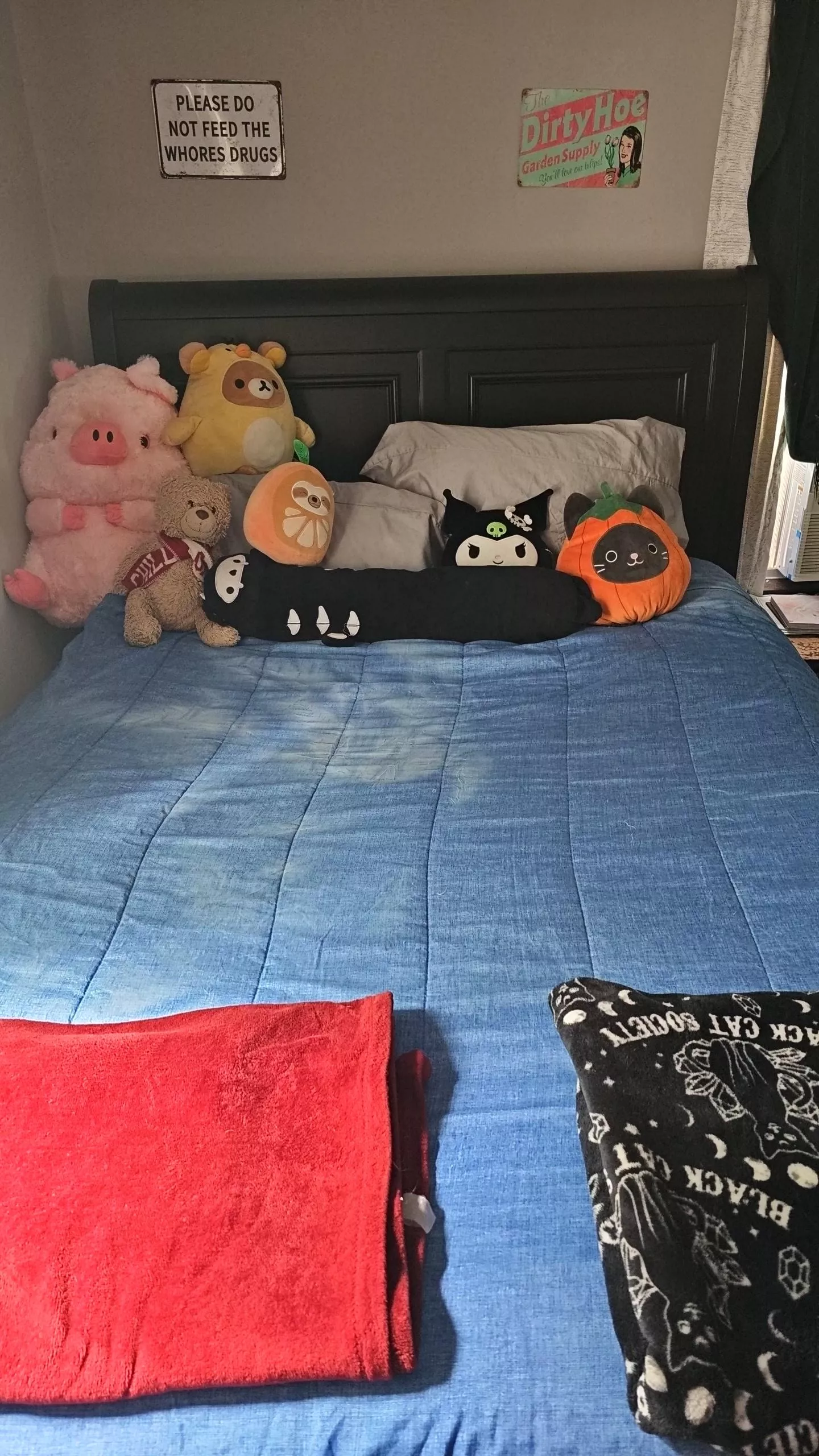 Made My Bed Like A Good Girl 😊