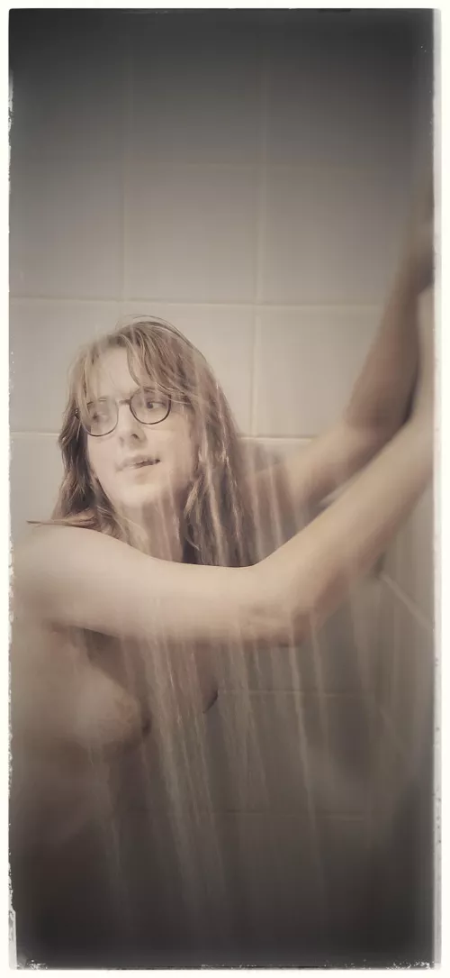 Monday blues... make it up to me in the shower tonight 