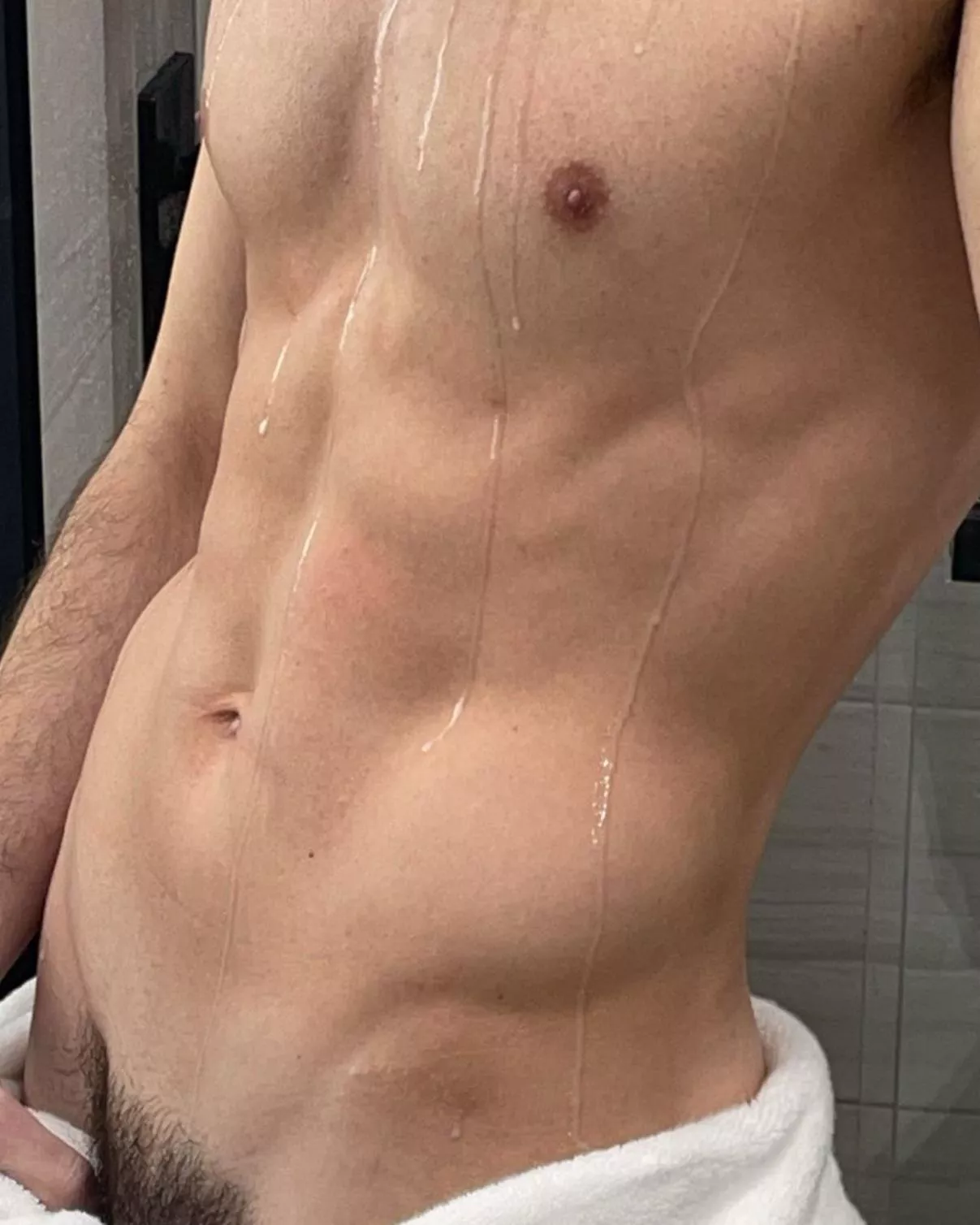 25 uncut dl, looking for fun/ maybe longterm. Verse fit looking for same. Send pics for snap Face+ verse+ fit+