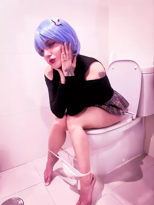 Are girls with blue hair your type?