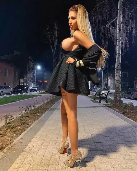 Bulgarian trophy wife