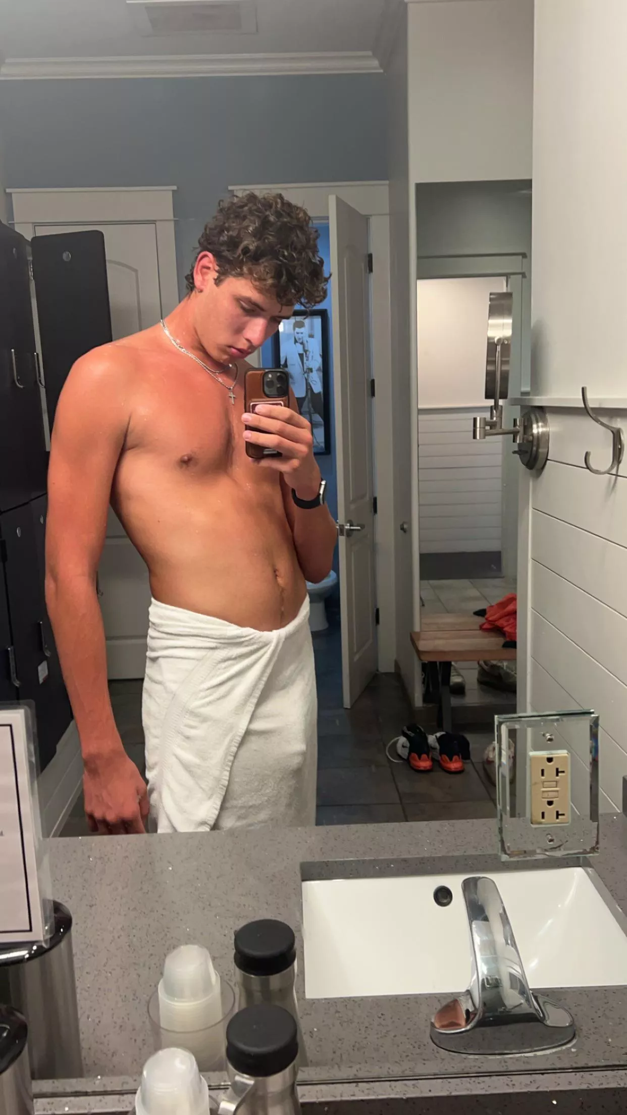 Can you tell I got something under my towel