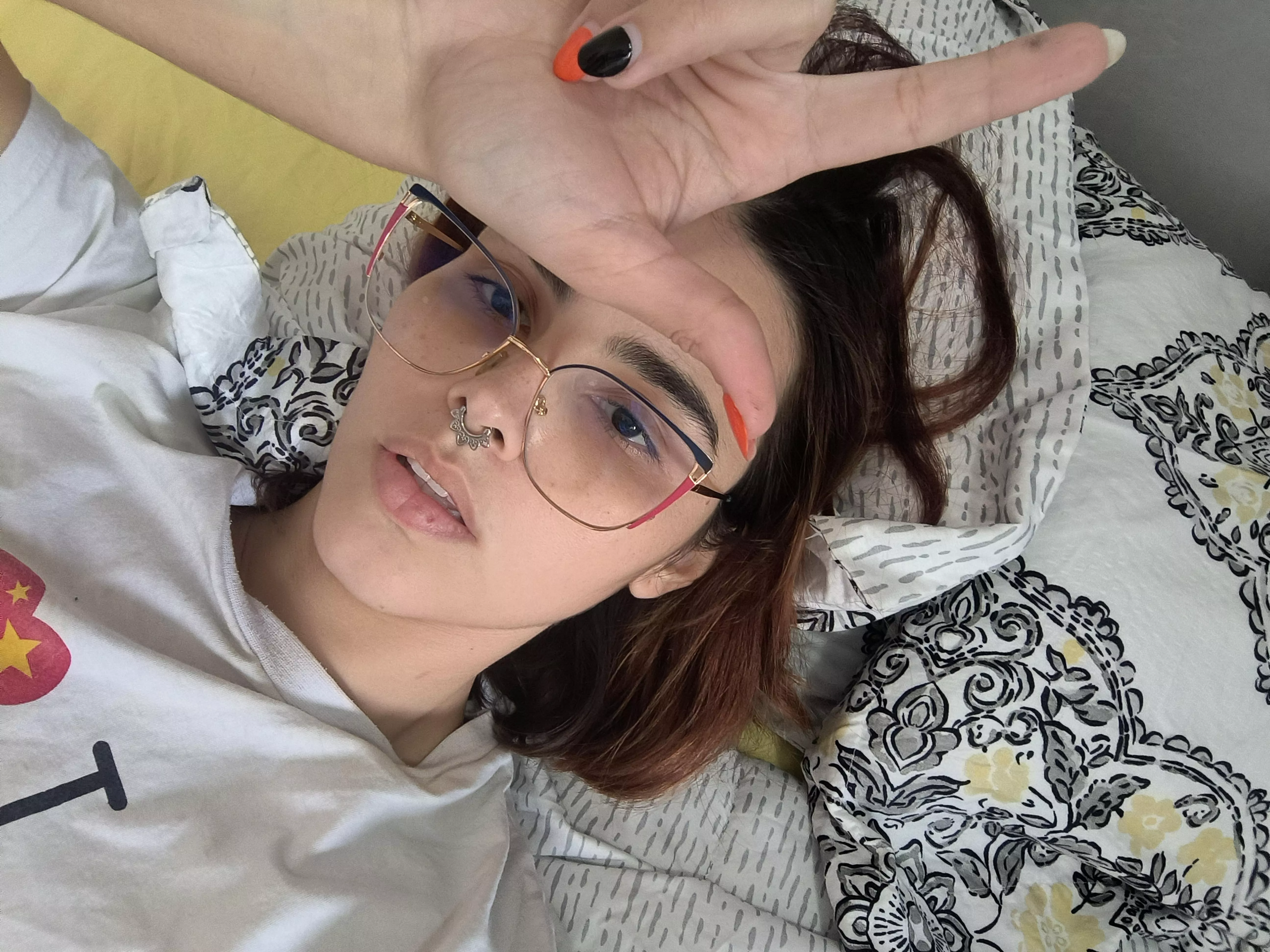 I'm ready to fullfil all your dirtiest fantasies ⛓️ [CAM] Joi - CBT - SPH - Chastity - Raceplay - Ageplay - Lesbian - [SEXT] and [GFE] available 🤠looking for hard fetishes? 💩💦🛐 Ask for you kink! Don't be shy [GFE] I'm the best gf for y