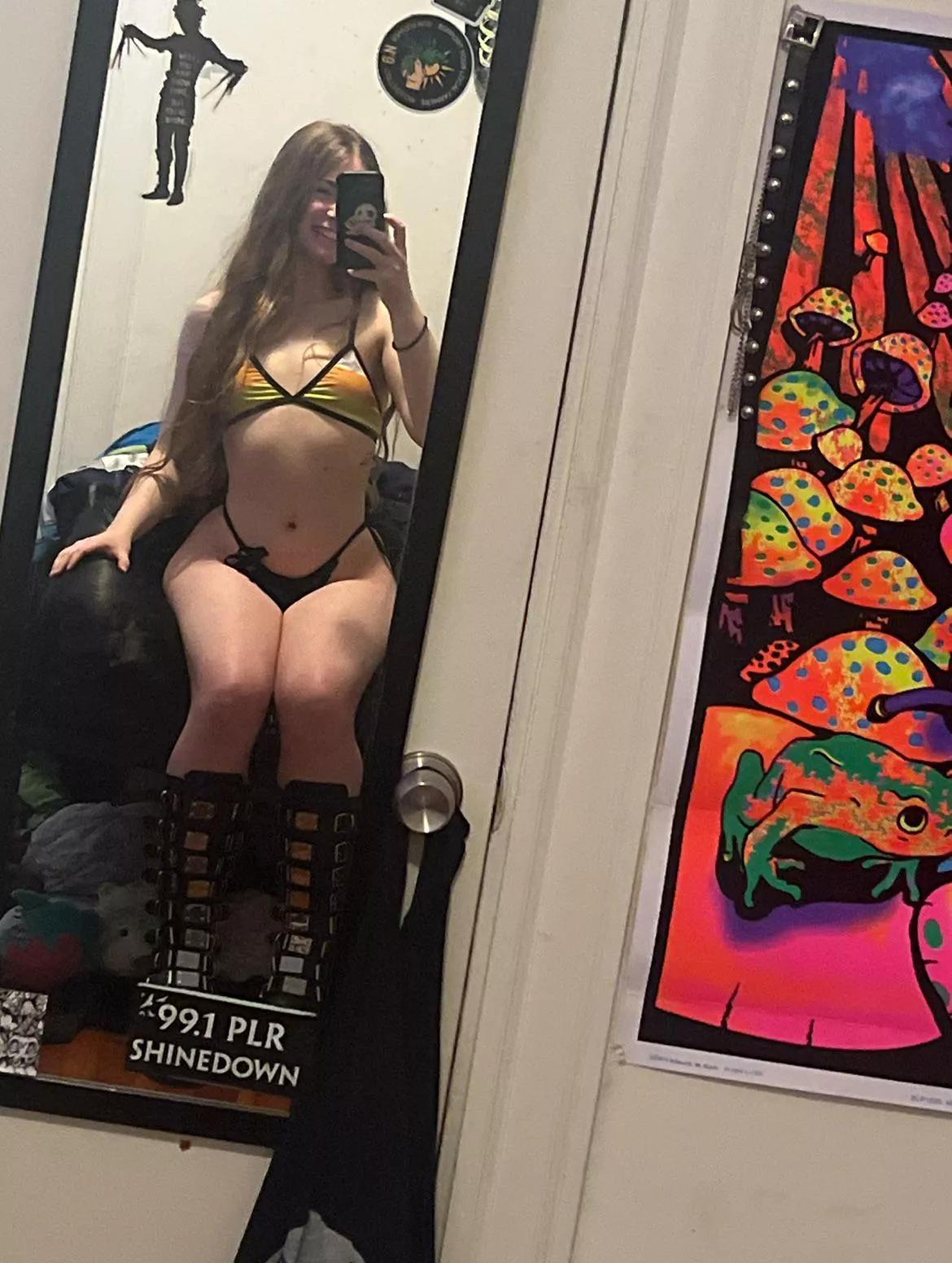 It’s a Goth Girl Summer <3