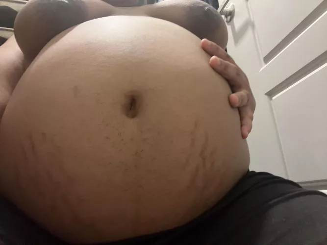 Make sure to follow the gram to see more of my fat belly 🤰🏽