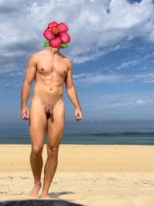 So happy to participate in this lovely community! 💙 Currently on summer vacation ☀️