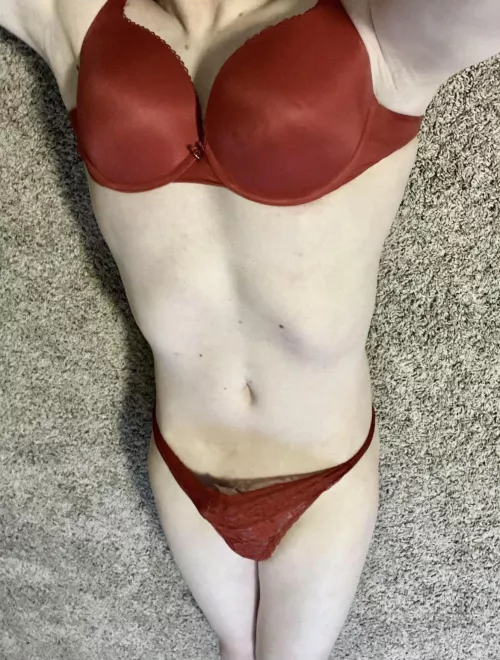 Am I hotter than your gf?