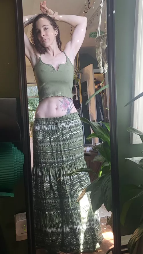 Another croptop for this hot day! [img] 