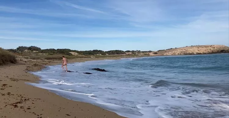 Cold day but Happy International skinny dipping from Australia