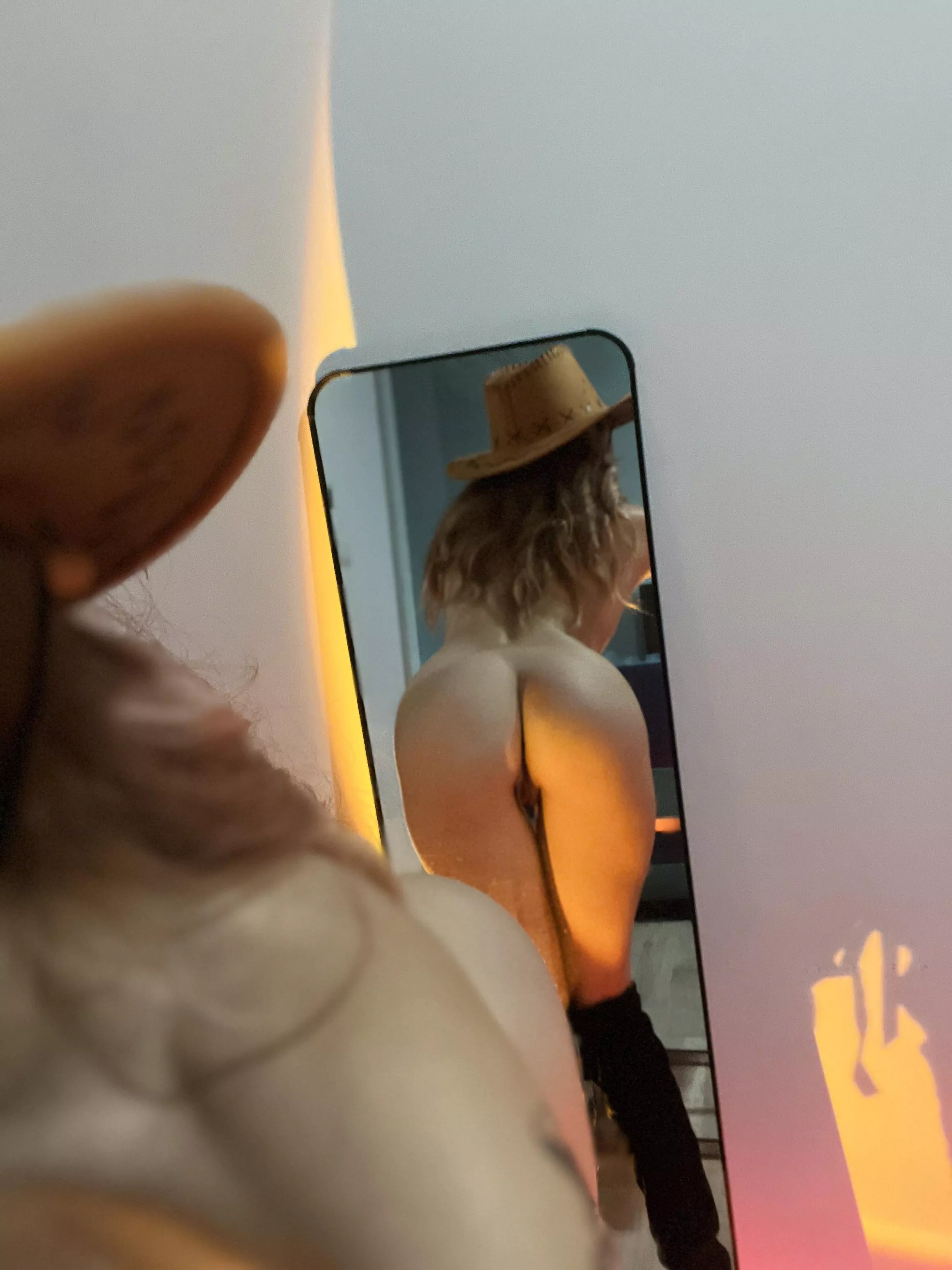 Daydreaming about being a peachy perfection