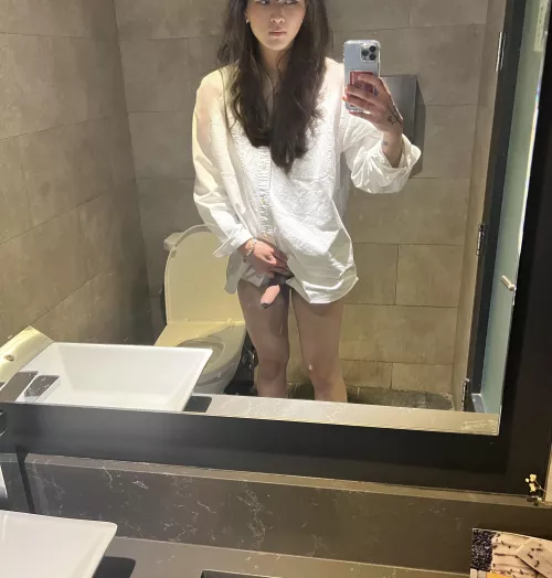 Felt cute, what ya think of this Asian body🤗