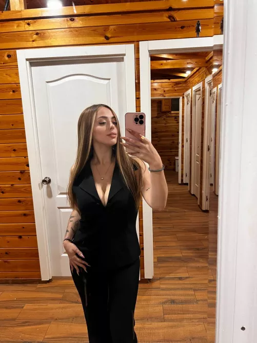 For our first night outfit 