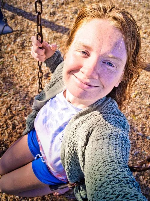 Gentlemen prefer blondes, but it takes a real man to handle a redhead💪 [F27]