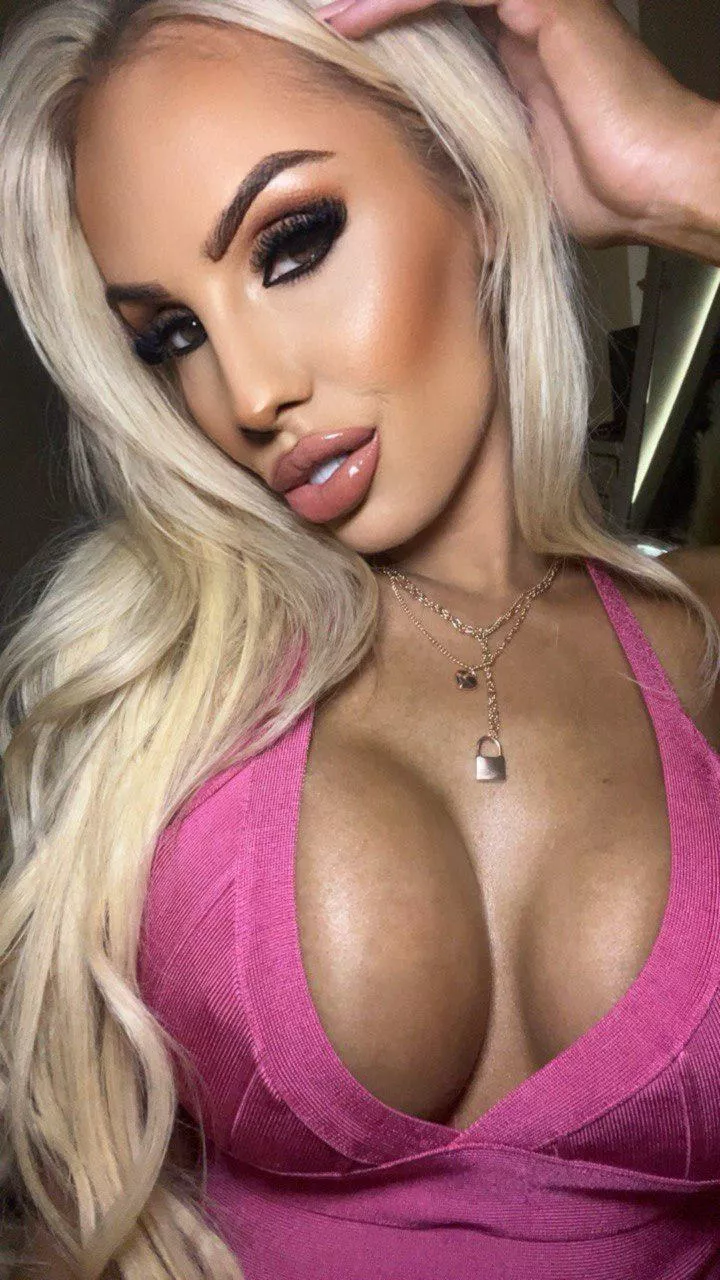 i hope this convinces you that you need a bimbo like me in your life