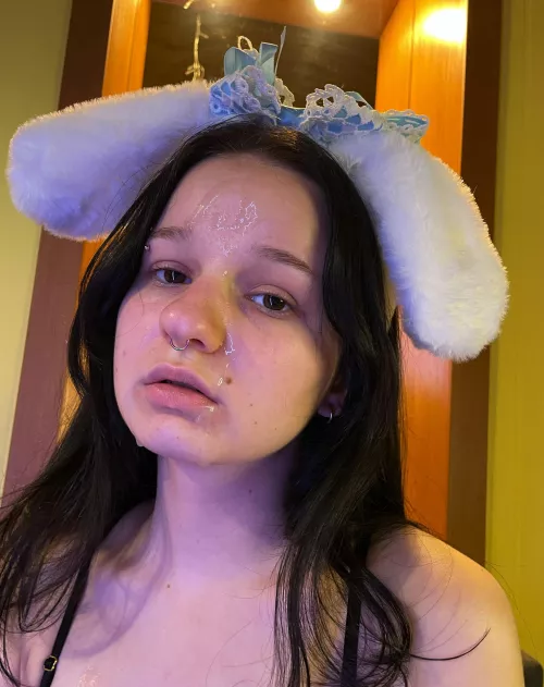 I hope your girlfriend lets you cum on my face