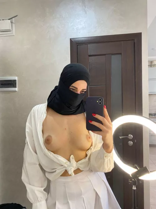 You're gonna dream about my little tits tonight