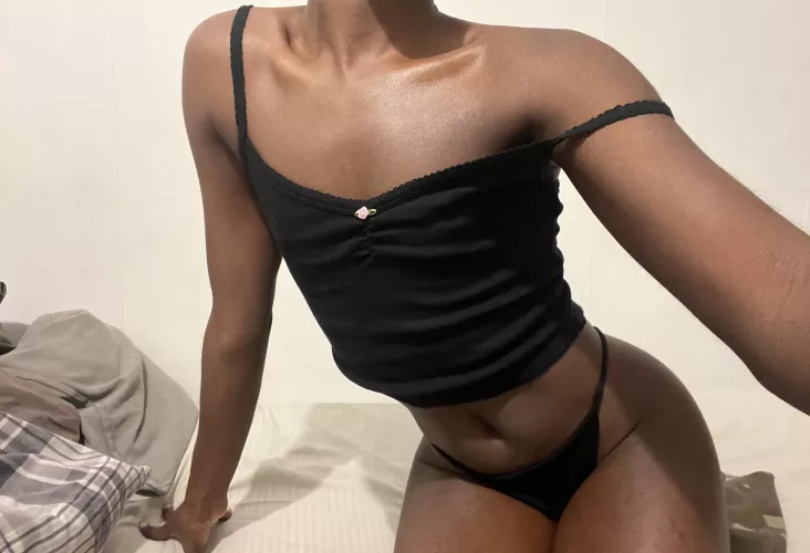 20, bottom. Can I be your girlfriend?