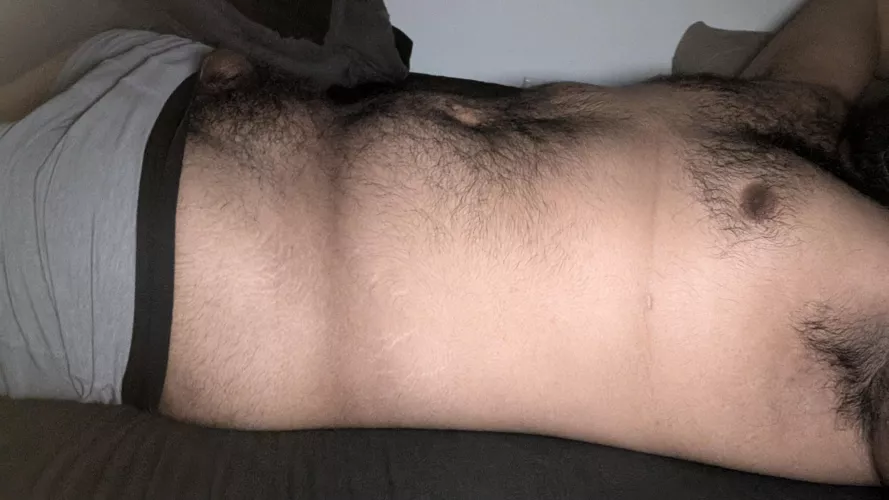 [30] Straight and horny looking to explore with a Bud