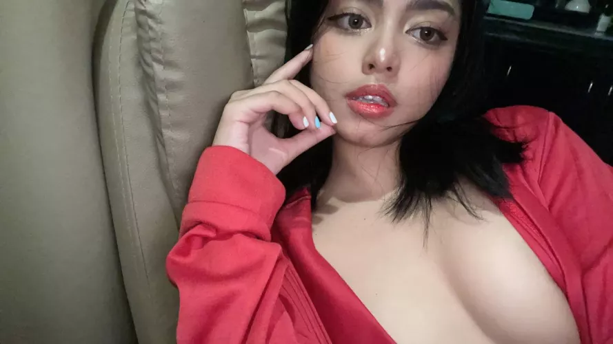 Classy and sassy, with a touch of flirty spice