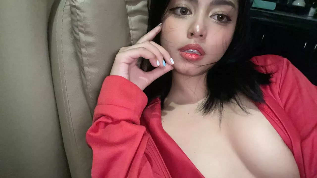 Classy and sassy, with a touch of flirty spice