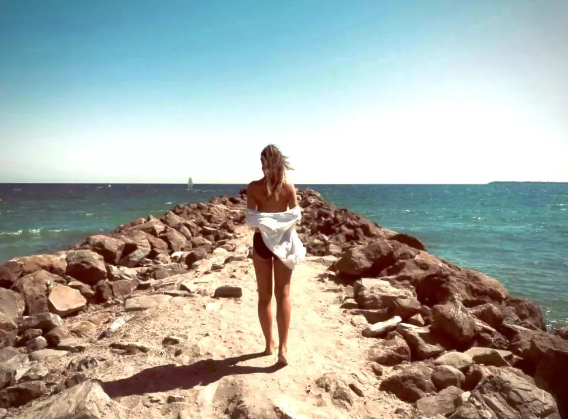 Enjoying the sun and breeze