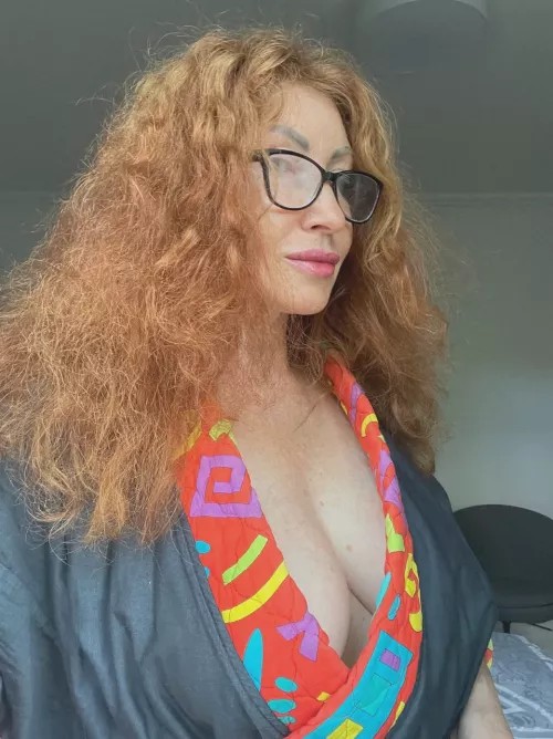 I love it when there's nothing under my robe