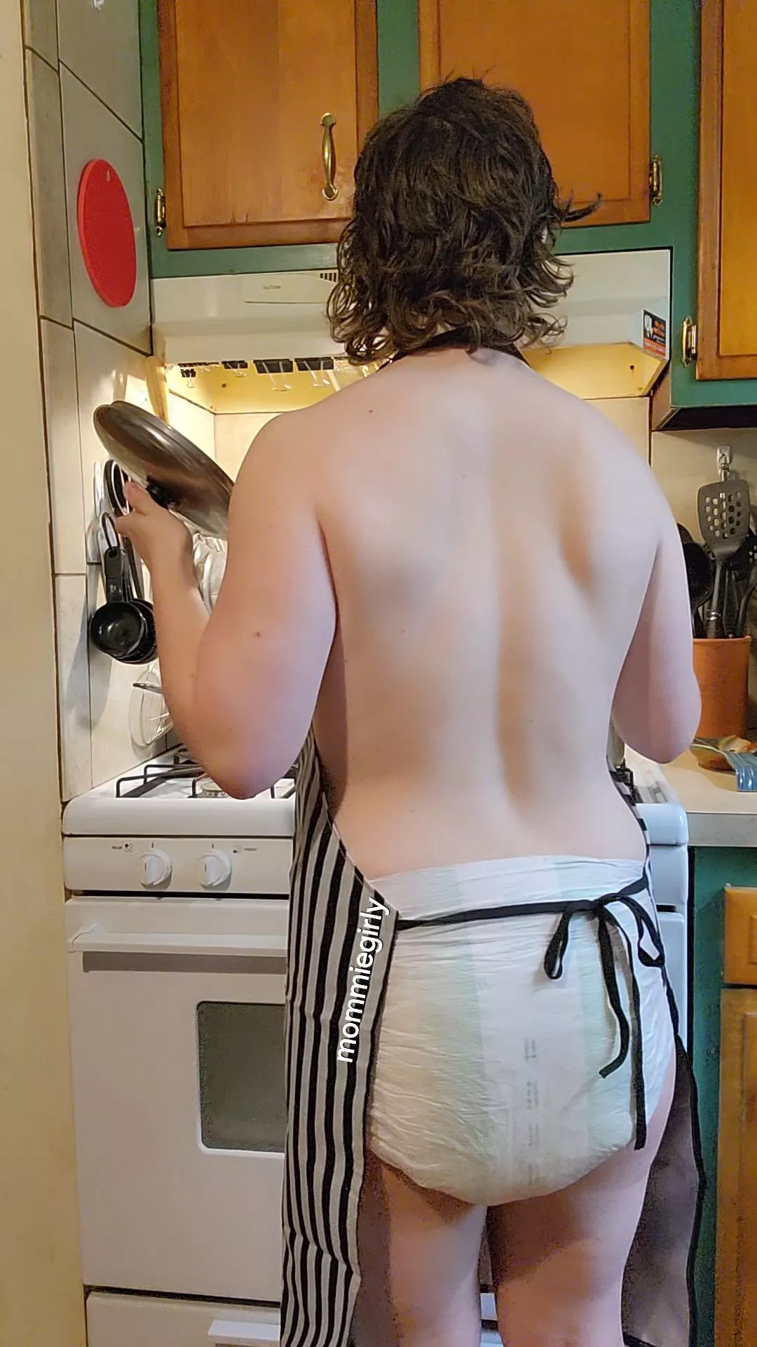 I'll do all the cooking and cleaning and you can do all the changing 🙃