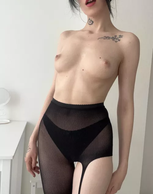 just a little tease for you😈