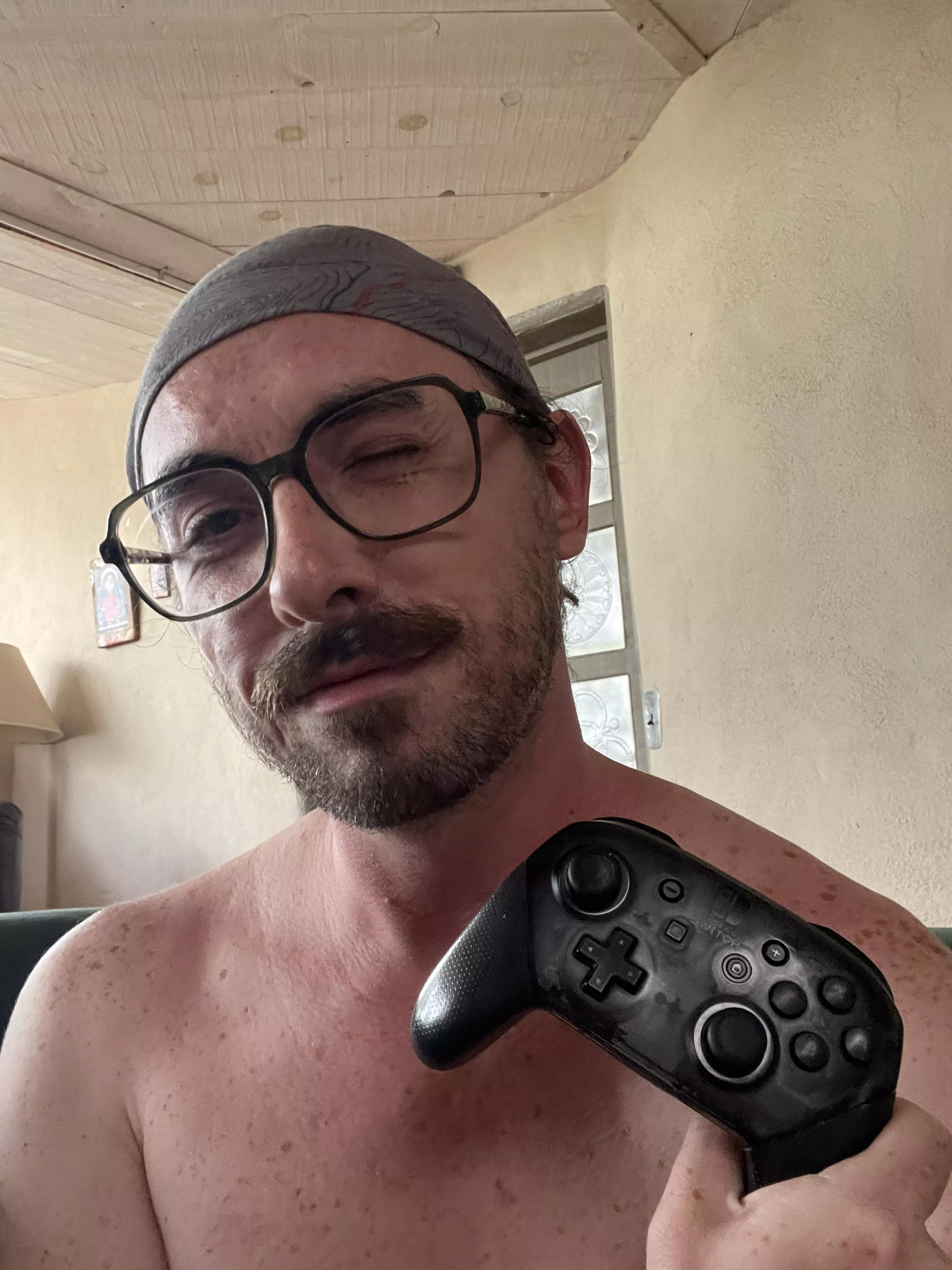 Playing TOTK to keep cool hbu (29)