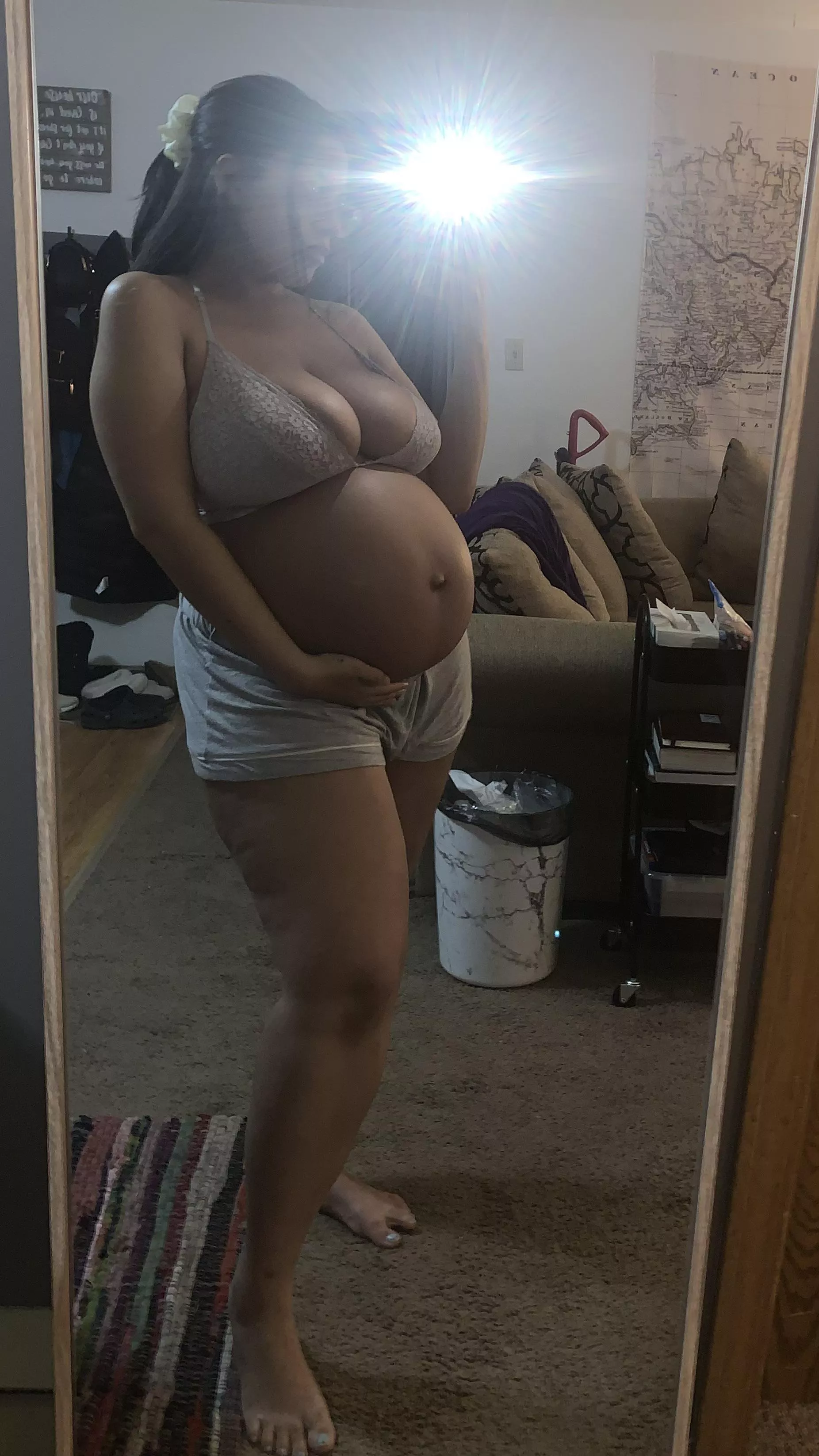 Do you like my belly? 