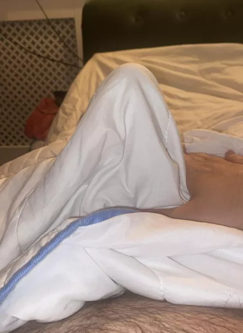 First post here, hope you all enjoy me almost adding a new hole to this blanket 