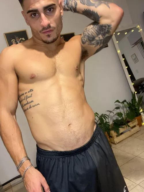 I don't play hard to get, i play to get you hard