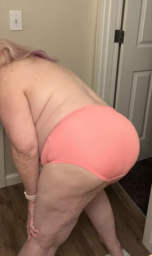 I need you back here 😜