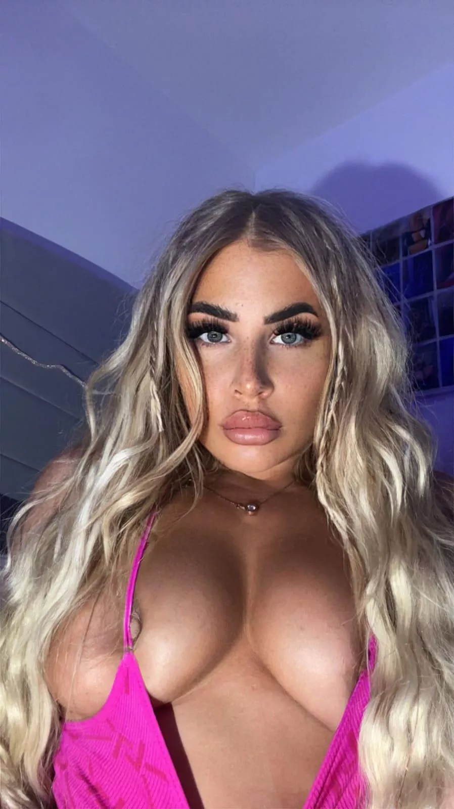 If you had one word to describe me what would it be daddy
