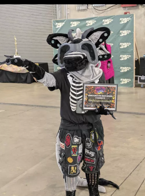 My fursuit won second place in a cosplay contest!