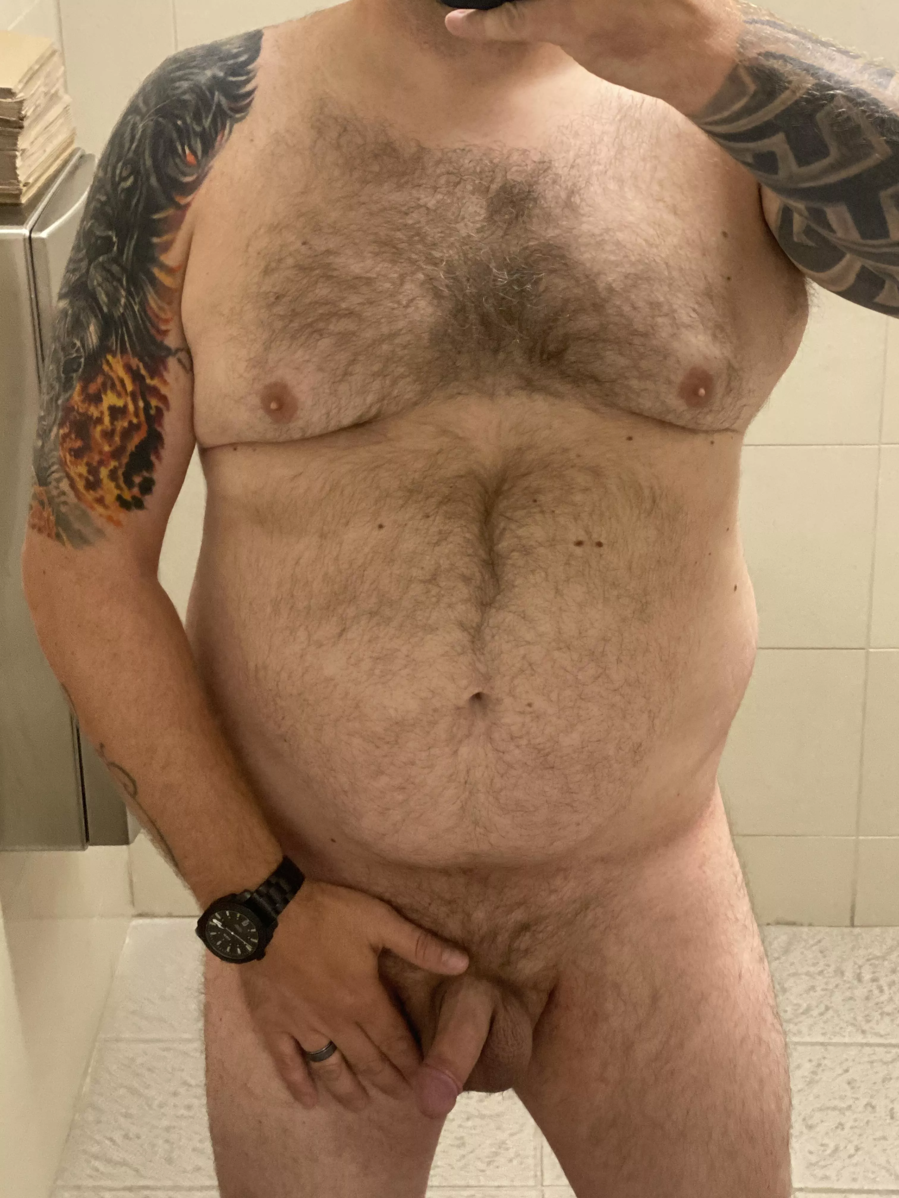 Naked mirror selfie at work 😉