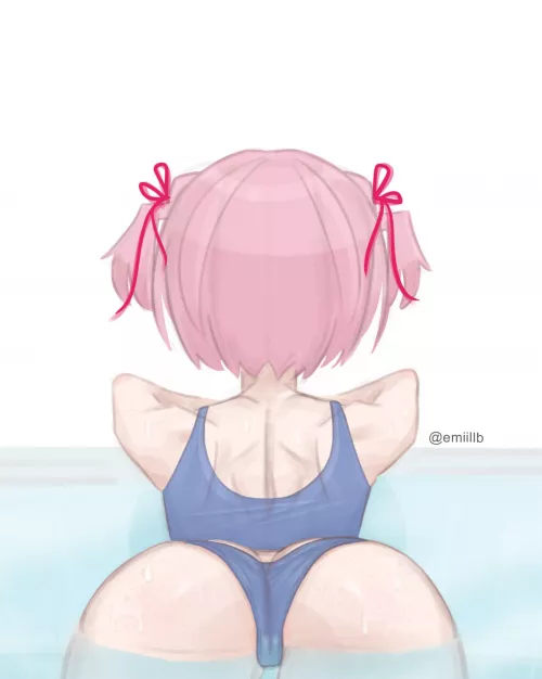Natsuki doesn't mind the pool, especially in the summertime (＾་།＾)