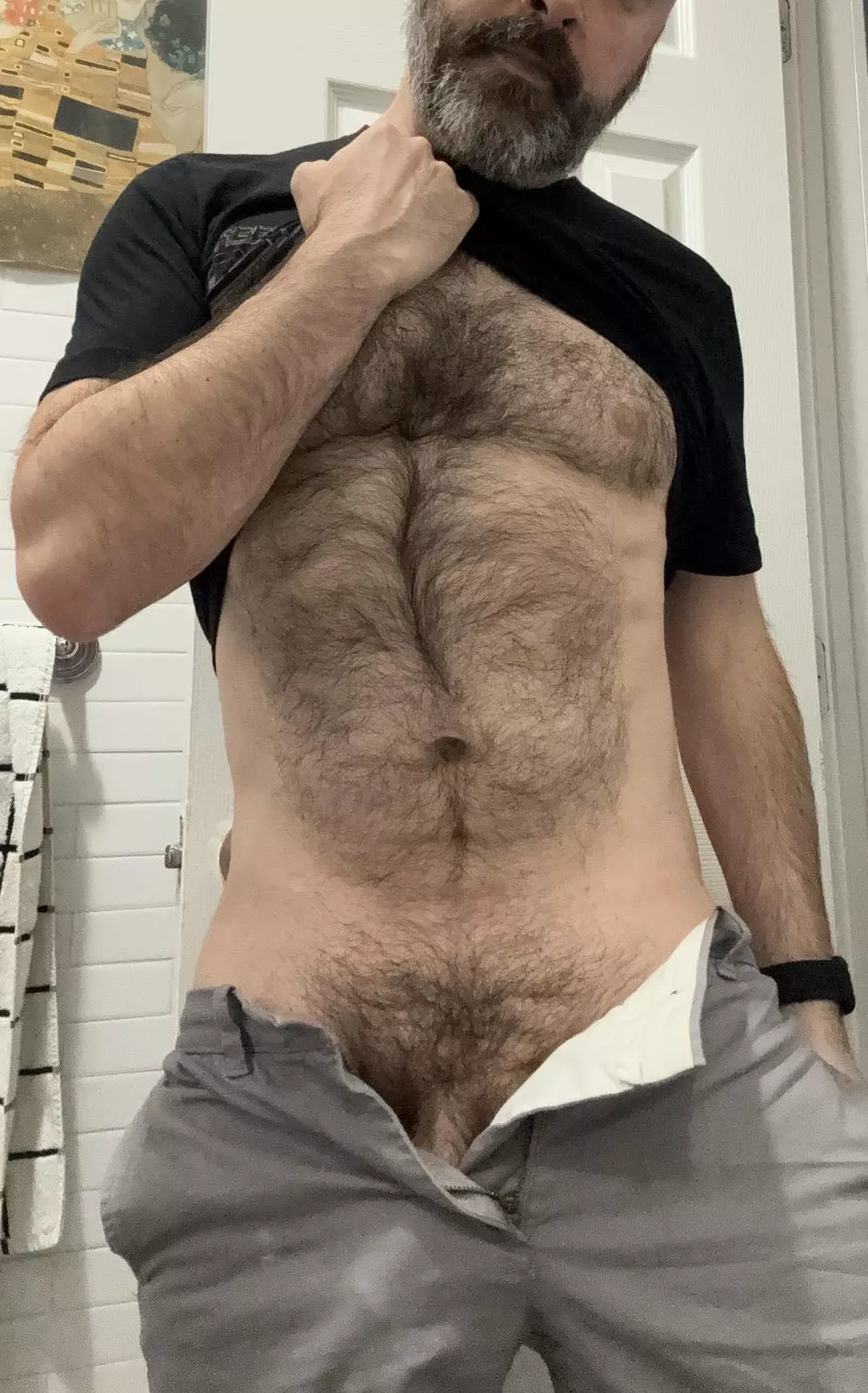 Would you ask me to zip up?