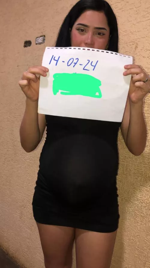 Already on my first day of week 36, if you want to see more of me and my sexy belly, write to me in private message 🥰🥰