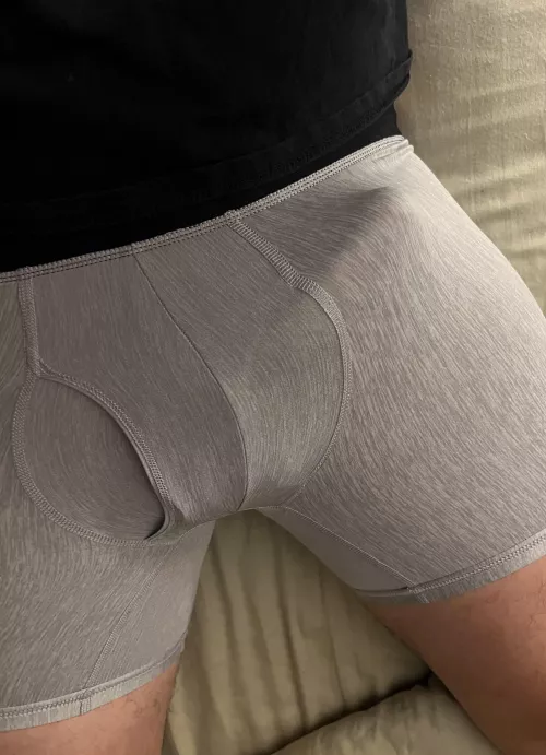 Any one else really enjoy thunderstorms?