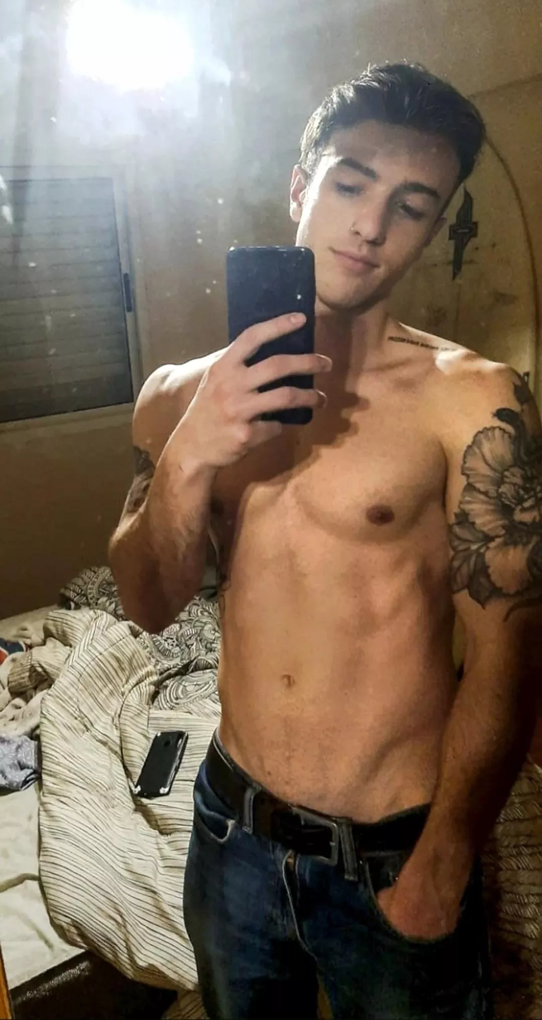 Can someone help me tidy up my room? 😅