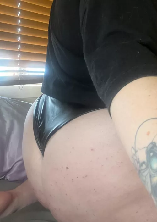 Fat ass looking for a face to sit on 👀
