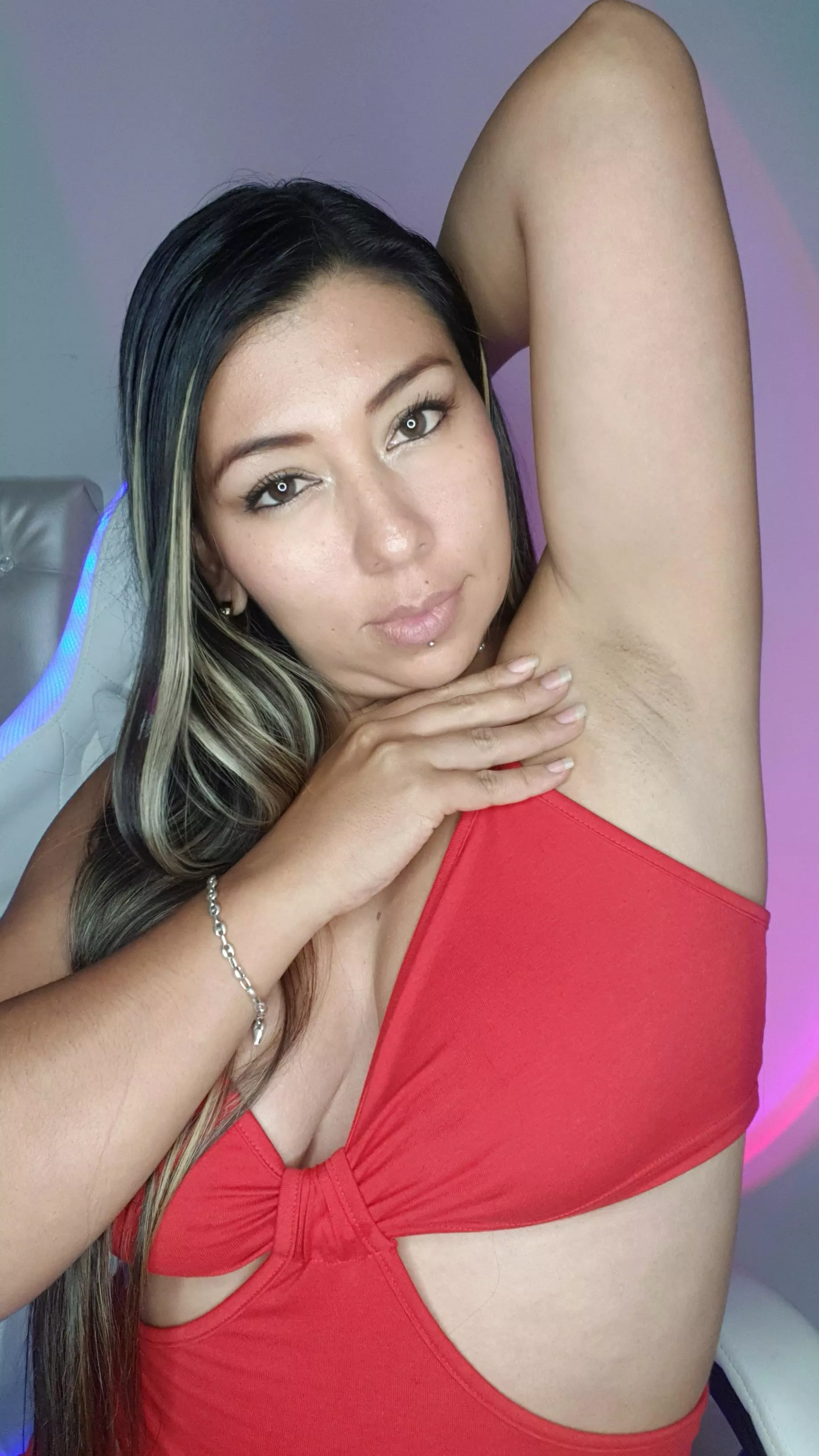  I want your tongue here now