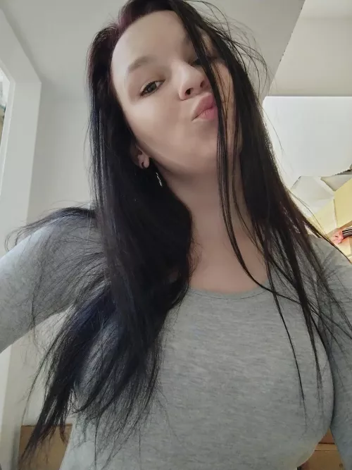 Innocent kiss for everyone~ [F] 