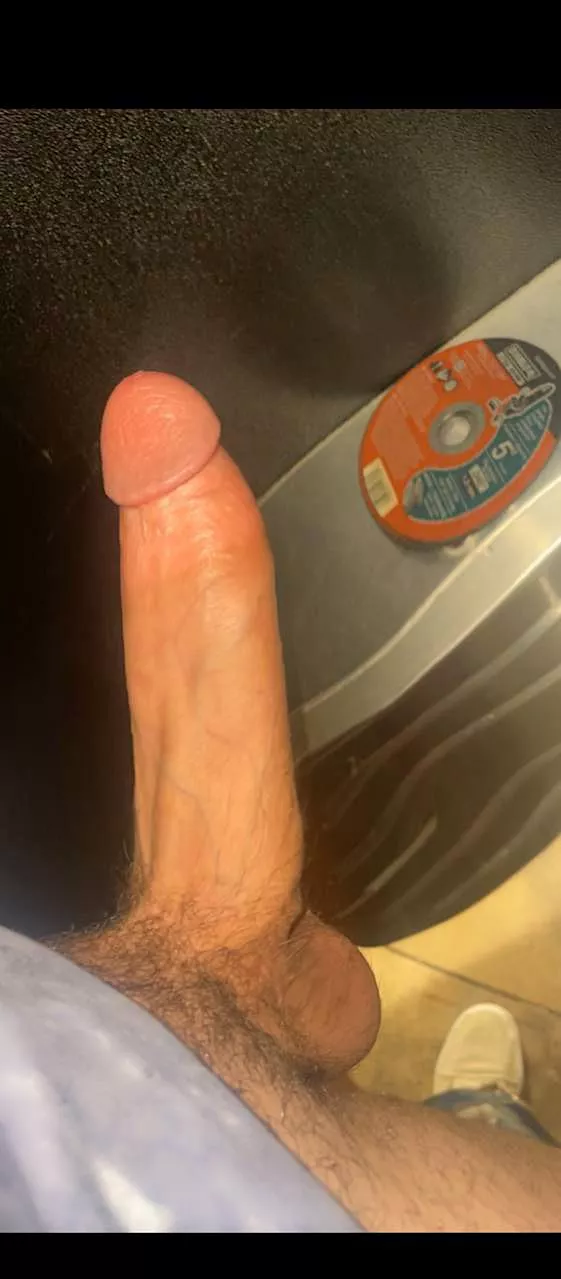 It got risky in the Home Depot bathroom 😅