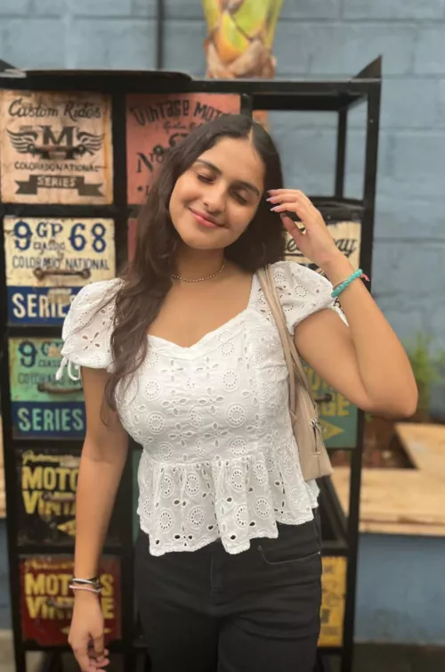 It's hard to hide them😵